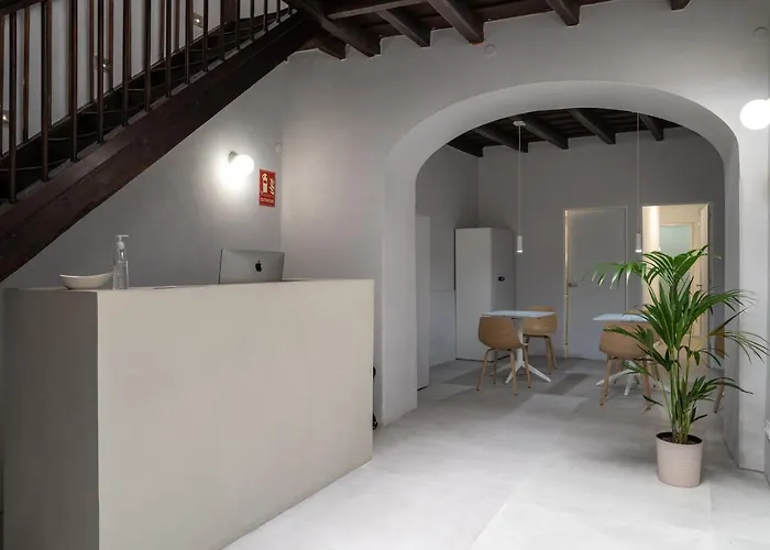 Hostelit, Capsule Hostel